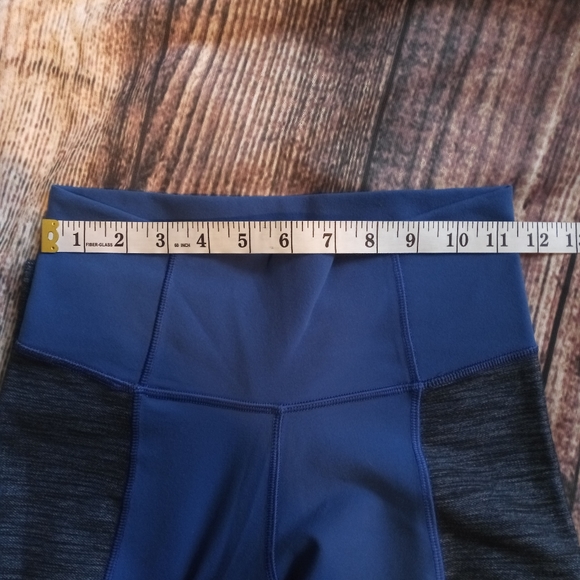 LULULEMON BARRE PULSE PANT LIMITLESS BLUE/REVERSIBLE SLUB DENIM LIMITLESS BLUE 4 - Picture 9 of 15